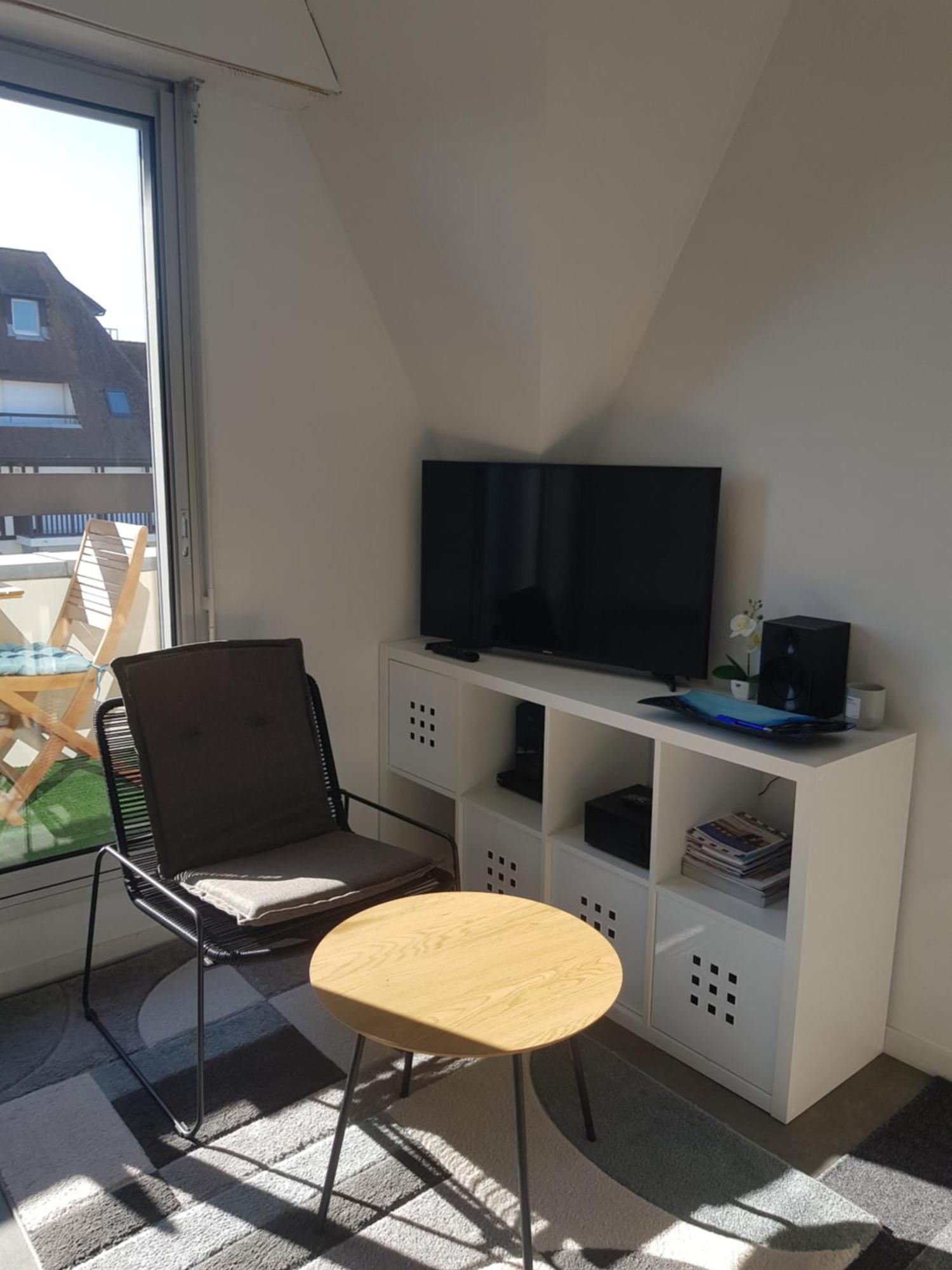 Appartement Liza 2 Pieces Vue Mer A Cabourg Buitenkant foto